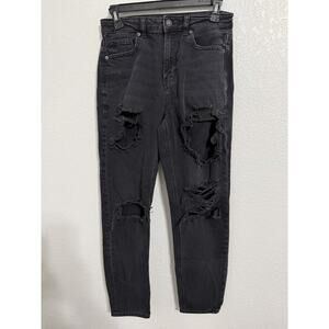 American Eagle Women’s Size 2 Black Distressed Ripped Mom Jeans